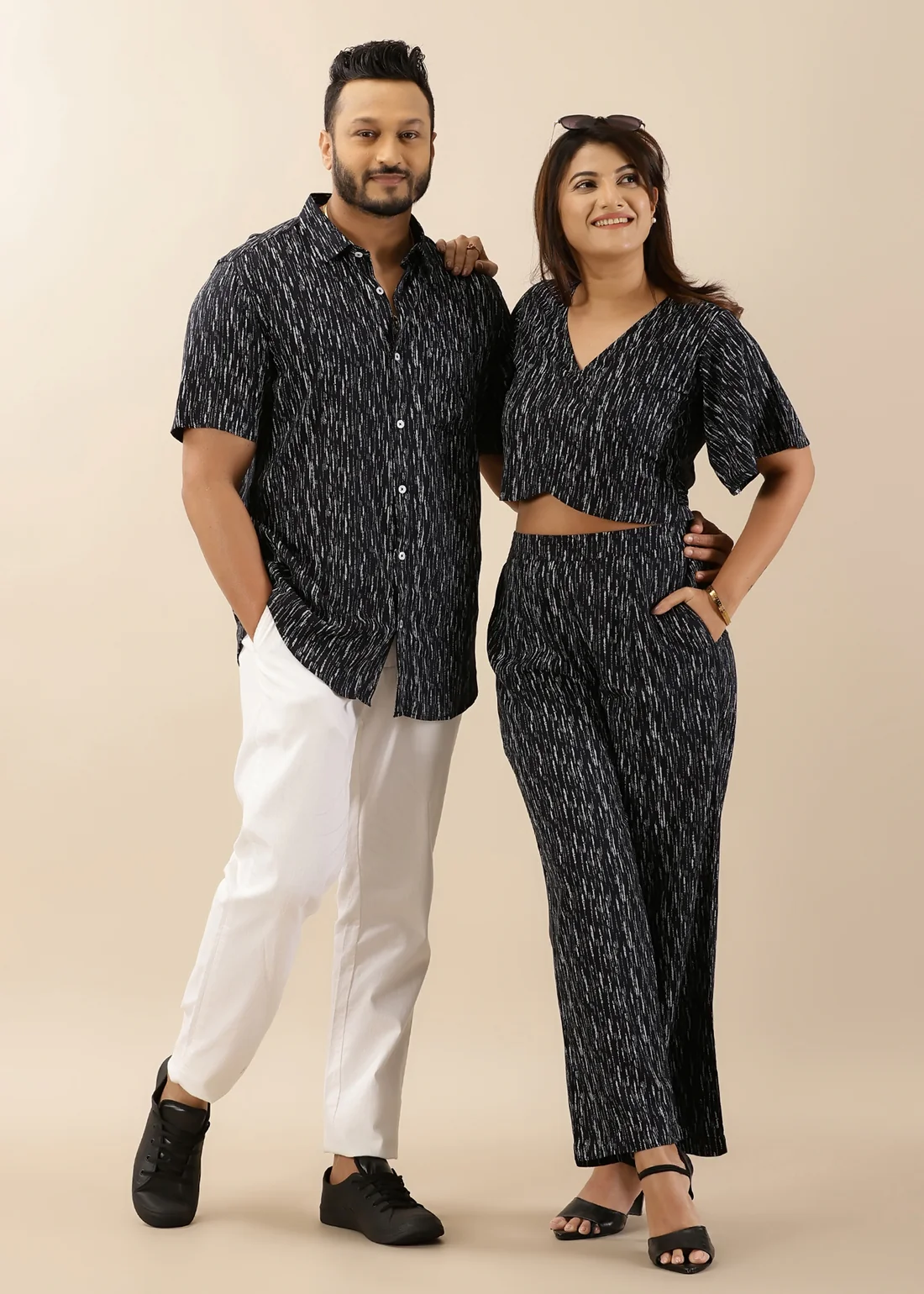 Men Black Solid Polo Neck T-shirt